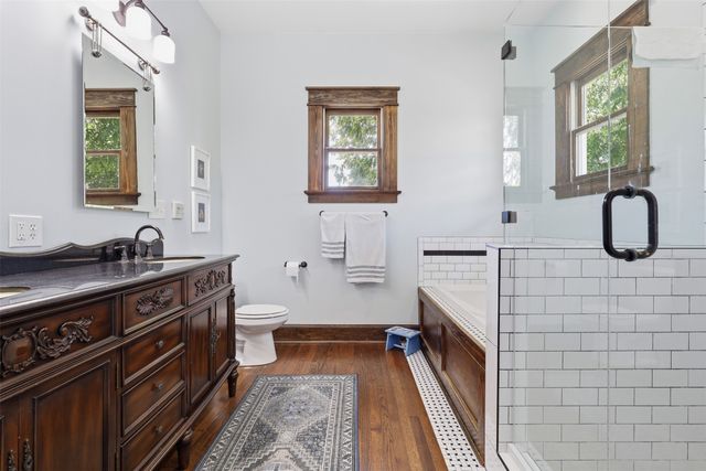 2114 Hurley Avenue, Fort Worth, TX 76110
