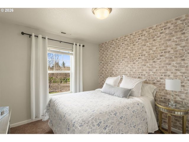 10999 Sw SAGE Ter, Portland, OR 97223