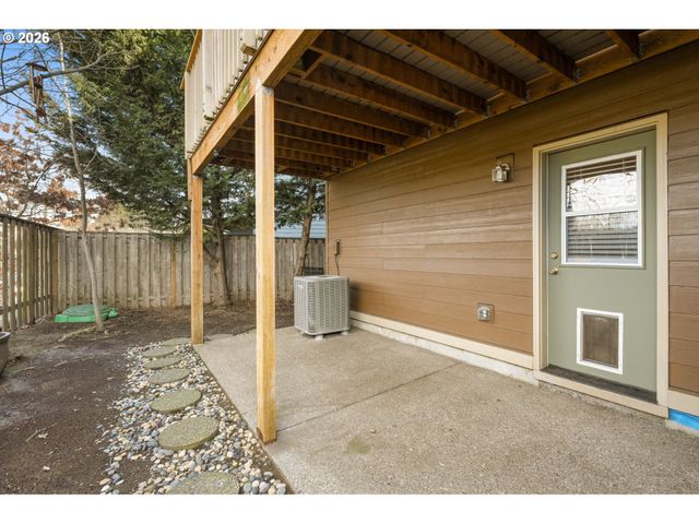 10999 Sw SAGE Ter, Portland, OR 97223