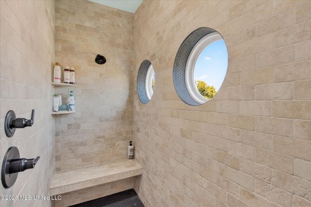 218 West Avenue, Long Beach, MS 39560