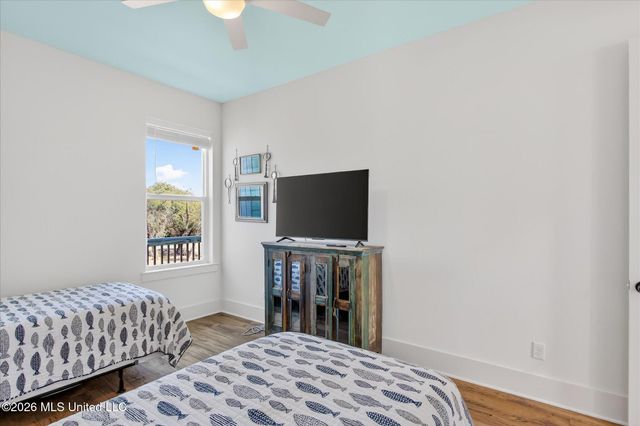 218 West Avenue, Long Beach, MS 39560