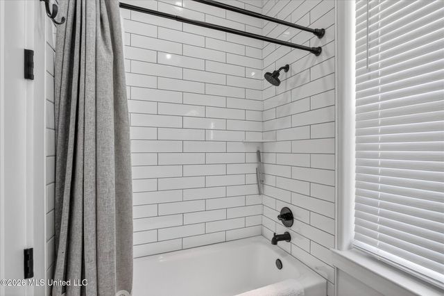 218 West Avenue, Long Beach, MS 39560