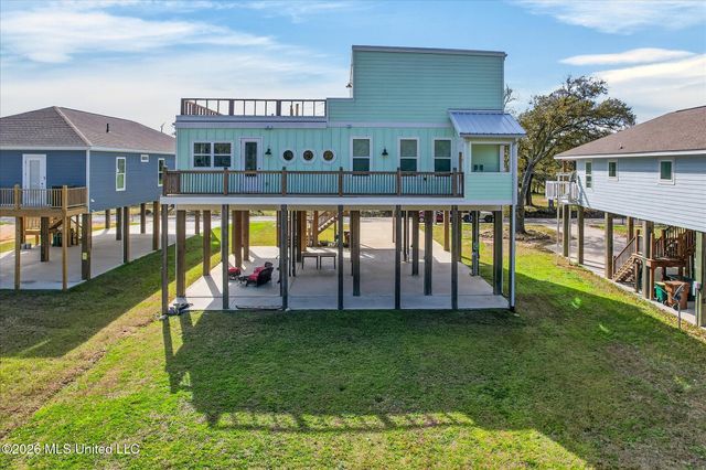 218 West Avenue, Long Beach, MS 39560