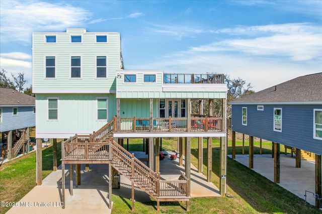 218 West Avenue, Long Beach, MS 39560