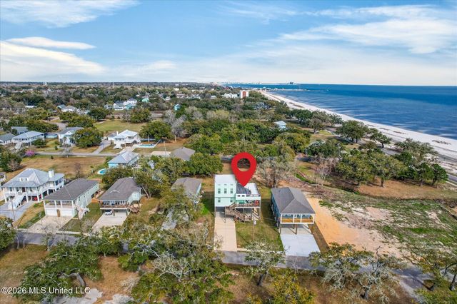 218 West Avenue, Long Beach, MS 39560