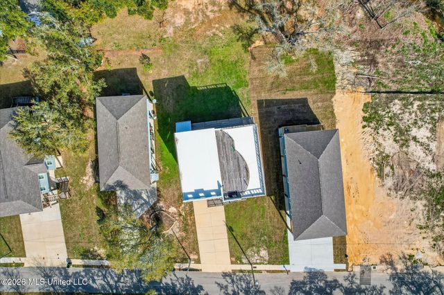 218 West Avenue, Long Beach, MS 39560