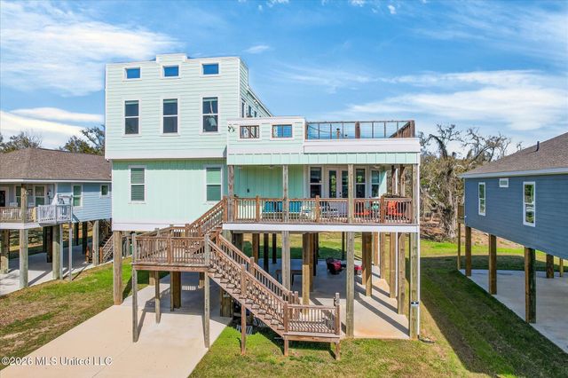 218 West Avenue, Long Beach, MS 39560