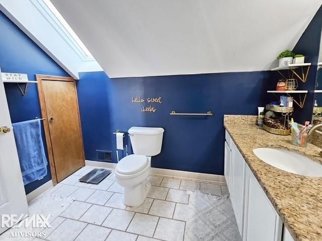 54690 Beacon Cove Circle, New Baltimore, MI 48047
