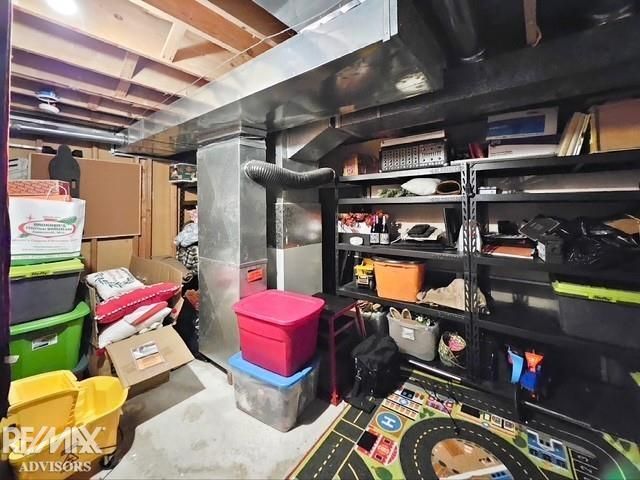 54690 Beacon Cove Circle, New Baltimore, MI 48047