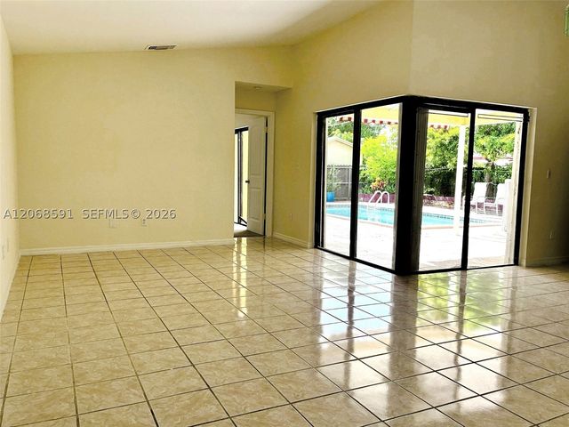 19226 SW 123rd Ave, Miami, FL 33177