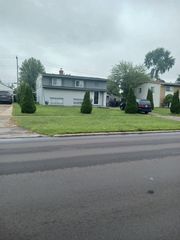 34153 Warren Road, Westland, MI 48185