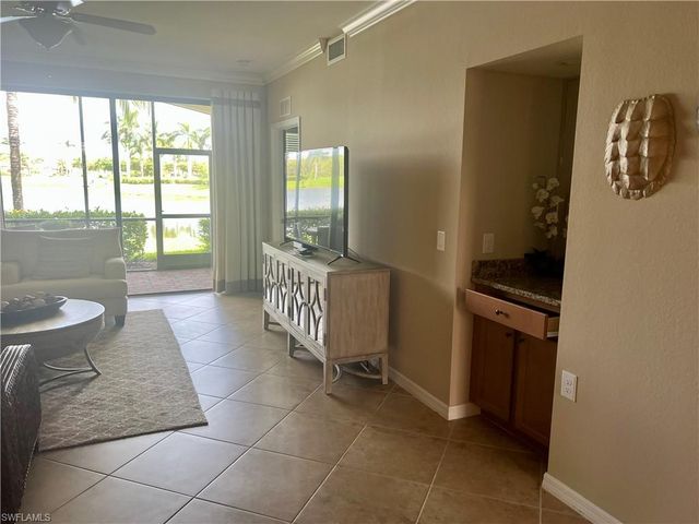 9509 Avellino WAY 1815, Naples, FL 34113
