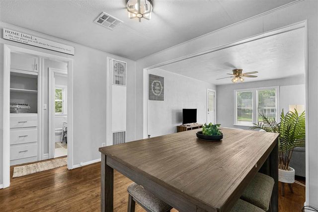 1707 NW Kinyon Ave, Lawton, OK 73505