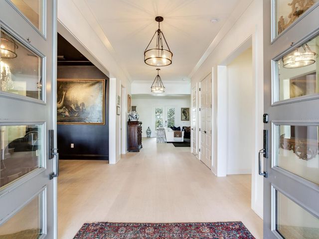 2501 S DUNDEE STREET, Tampa, FL 33629