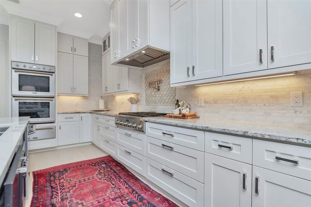 2501 S DUNDEE STREET, Tampa, FL 33629