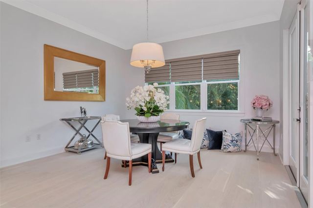 2501 S DUNDEE STREET, Tampa, FL 33629