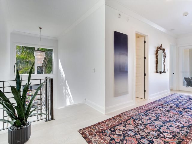 2501 S DUNDEE STREET, Tampa, FL 33629