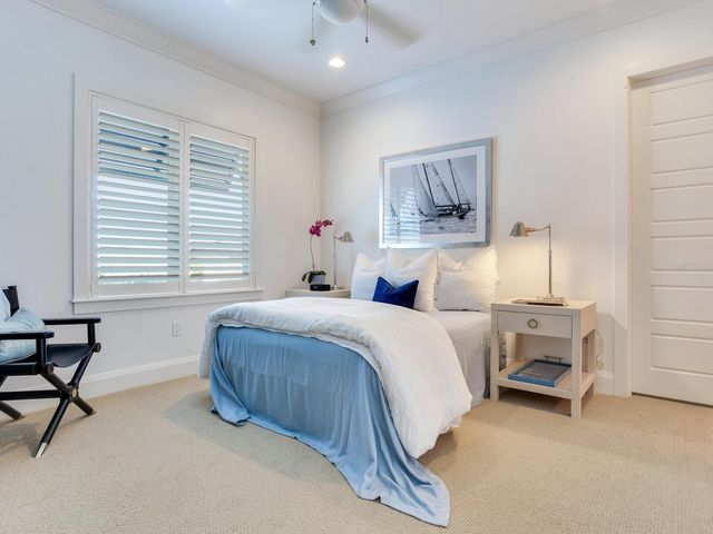 2501 S DUNDEE STREET, Tampa, FL 33629