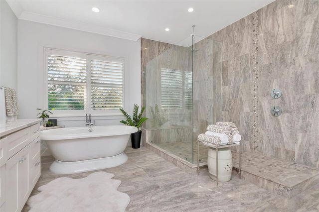 2501 S DUNDEE STREET, Tampa, FL 33629