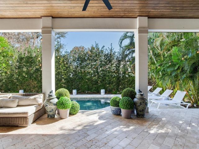 2501 S DUNDEE STREET, Tampa, FL 33629