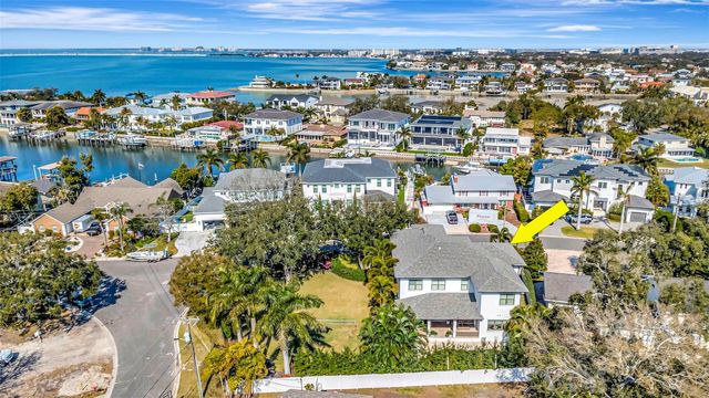 2501 S DUNDEE STREET, Tampa, FL 33629