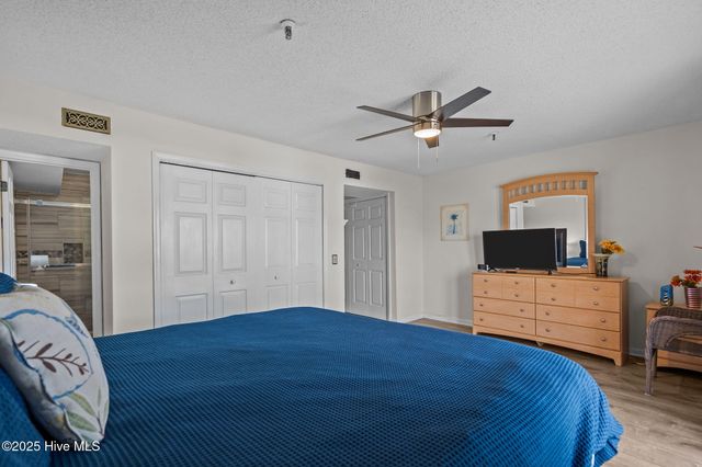 111 Florida Avenue Apt 3, Carolina Beach, NC 28428