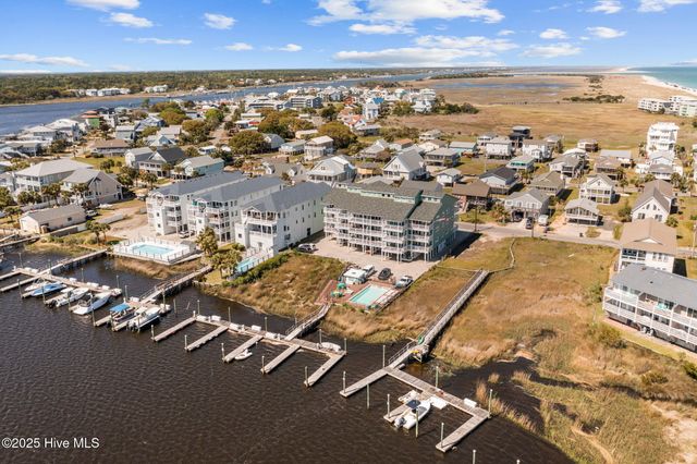 111 Florida Avenue Apt 3, Carolina Beach, NC 28428