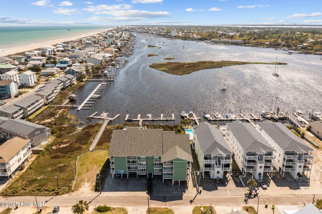 111 Florida Avenue Apt 3, Carolina Beach, NC 28428