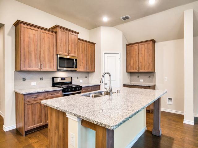 7024 Mapleshade Way, Little Elm, TX 76227