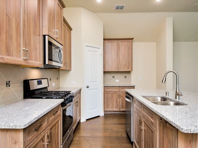 7024 Mapleshade Way, Little Elm, TX 76227