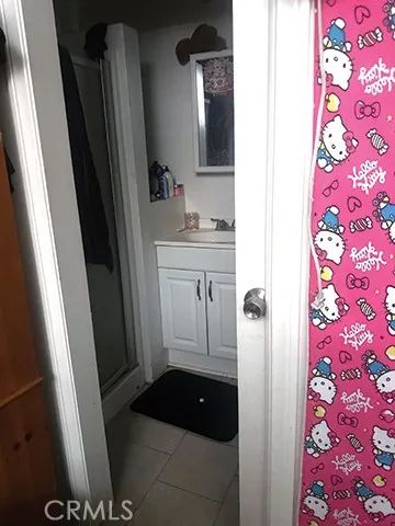 8669 Cypress Avenue, South Gate, CA 90280