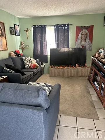 8669 Cypress Avenue, South Gate, CA 90280