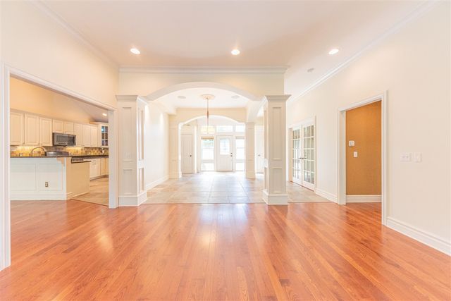 2243 Old Falls Drive, Ann Arbor, MI 48103