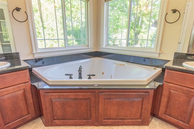 2243 Old Falls Drive, Ann Arbor, MI 48103
