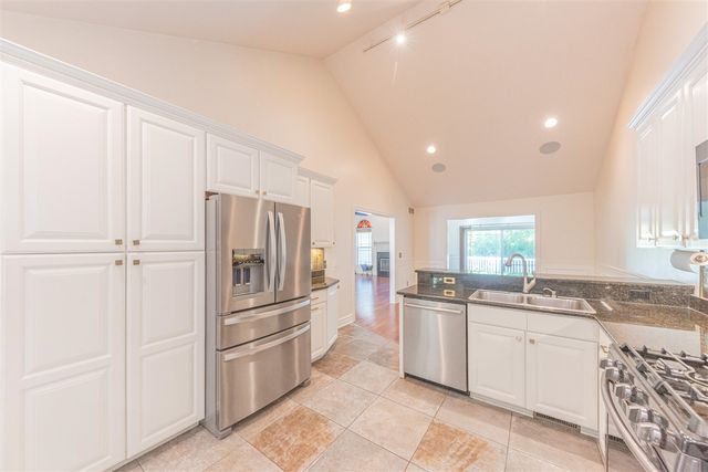 2243 Old Falls Drive, Ann Arbor, MI 48103