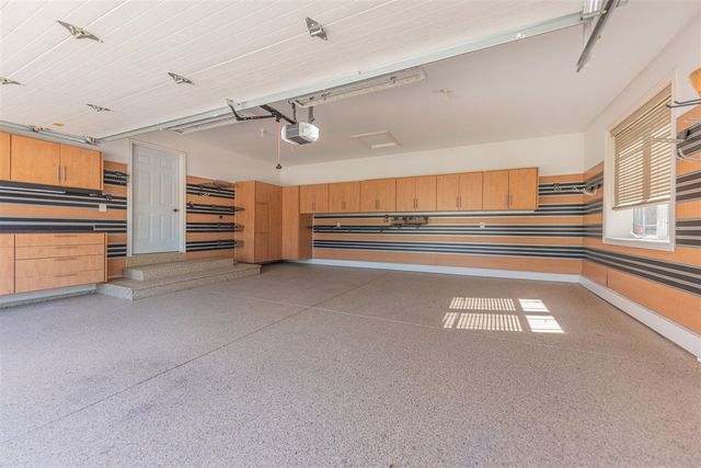 2243 Old Falls Drive, Ann Arbor, MI 48103