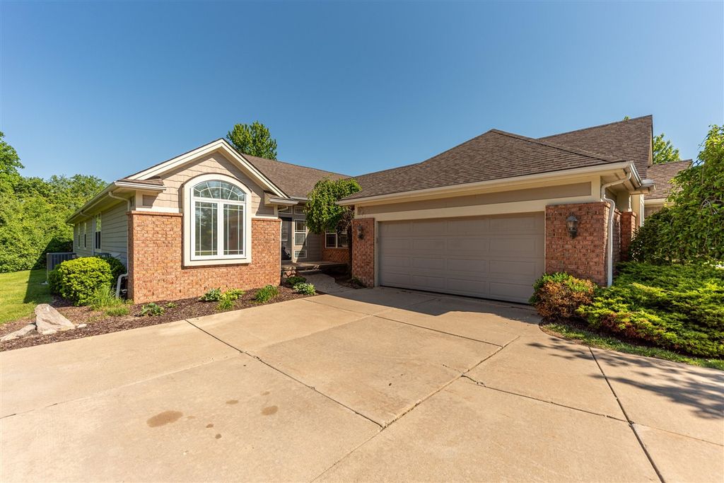 2243 Old Falls Drive, Ann Arbor, MI 48103