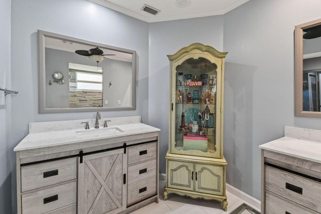 5749 Turnwood Court, Jupiter, FL 33458