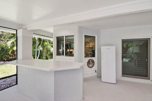 5749 Turnwood Court, Jupiter, FL 33458