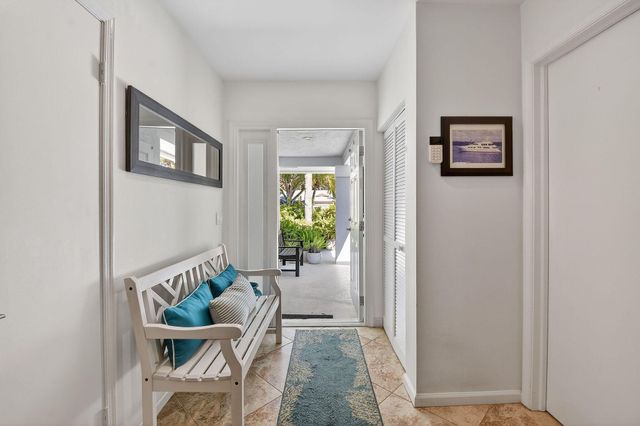 5749 Turnwood Court, Jupiter, FL 33458