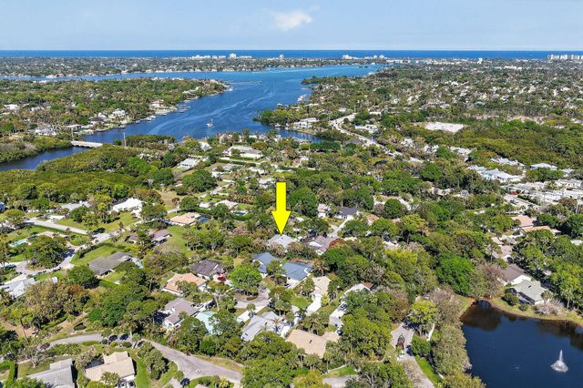 5749 Turnwood Court, Jupiter, FL 33458