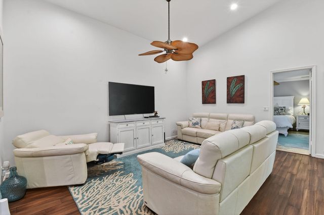 5749 Turnwood Court, Jupiter, FL 33458