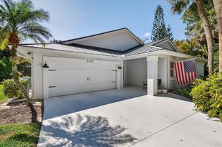 5749 Turnwood Court, Jupiter, FL 33458