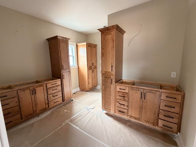 1749 E Skyline, Ozark, MO 65721