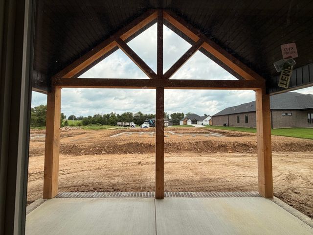 1749 E Skyline, Ozark, MO 65721