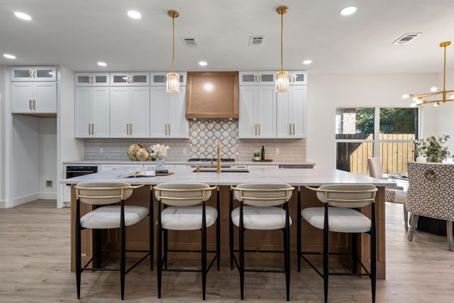 2706 Summerwood Court, Mckinney, TX 75072