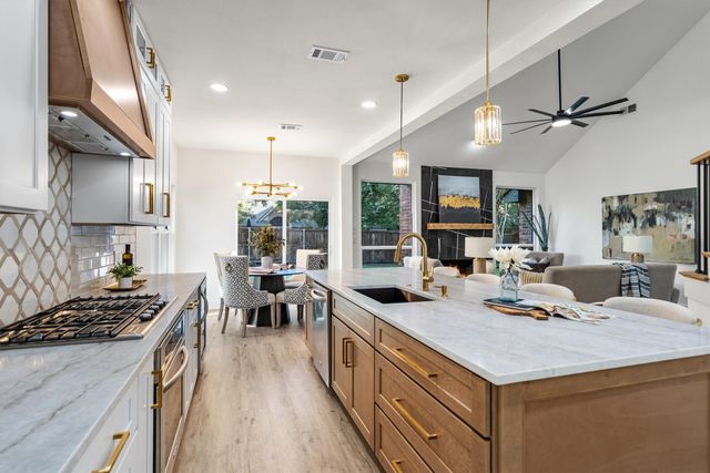 2706 Summerwood Court, Mckinney, TX 75072