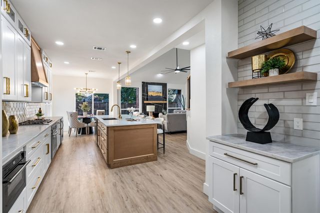 2706 Summerwood Court, Mckinney, TX 75072