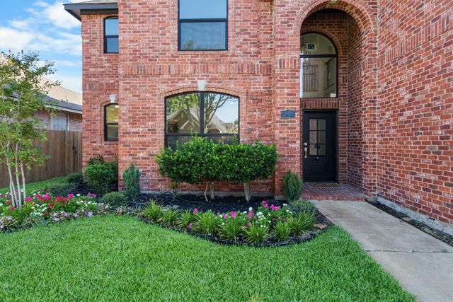 2706 Summerwood Court, Mckinney, TX 75072