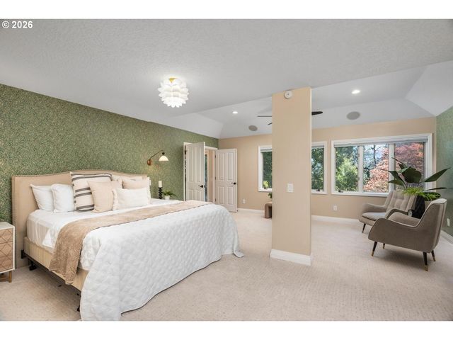 4803 Sw STONEBROOK Ct, Portland, OR 97239